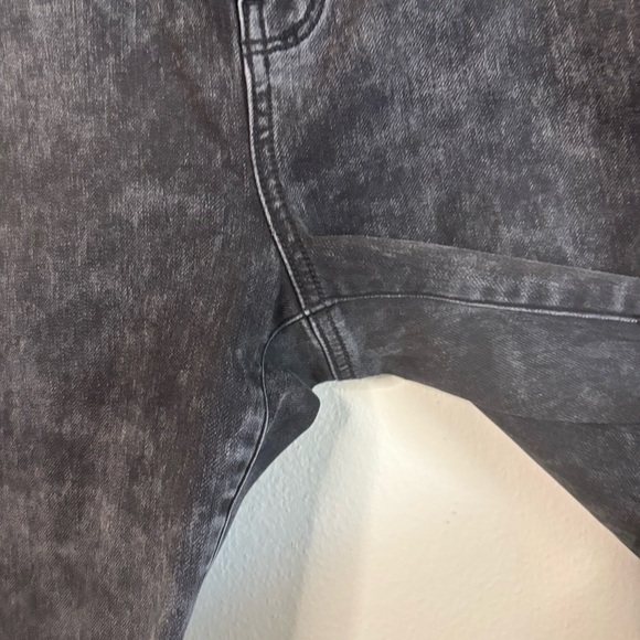 American Eagle Super Stretch Hi- Rise Jeggings- Size 16 - Picture 5 of 9